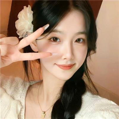 艾曼妞与罗丽妲